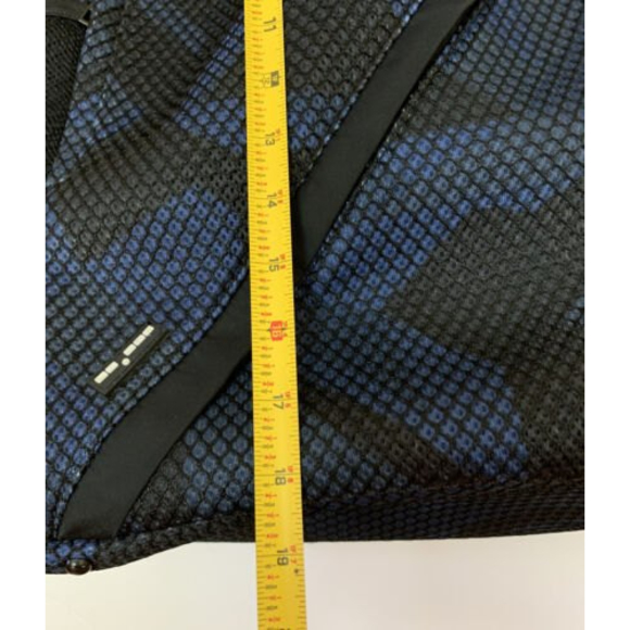 Go Dot Dash Black Blue Camo Bucket Tote Yoga Gym Travel Bag Cross Body Strap EUC - Picture 5 of 12